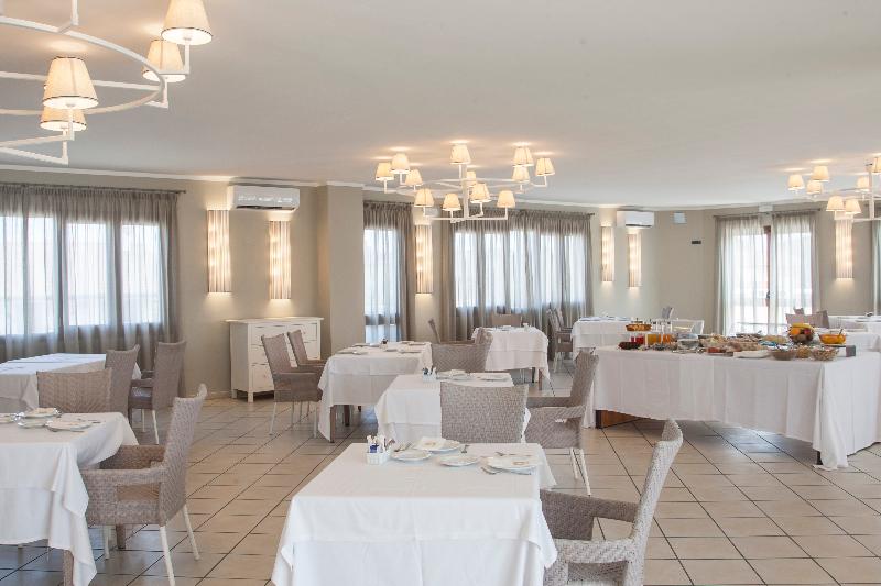 Hotel Centrale image