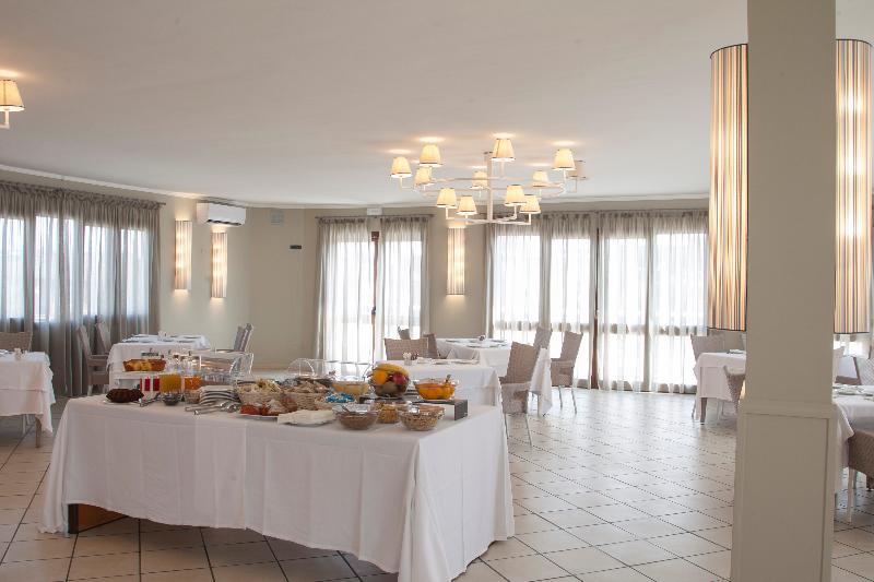 Hotel Centrale image