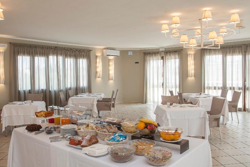 Hotel Centrale image