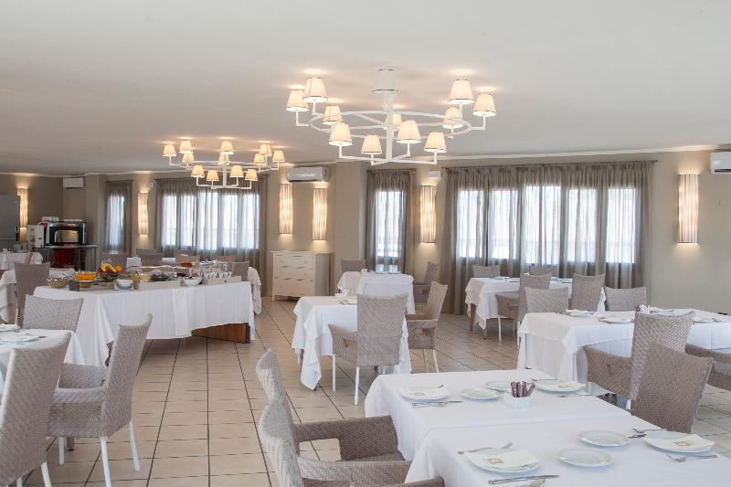 Hotel Centrale image