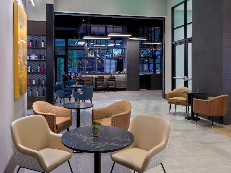 Courtyard By Marriott Atlanta Midtown image