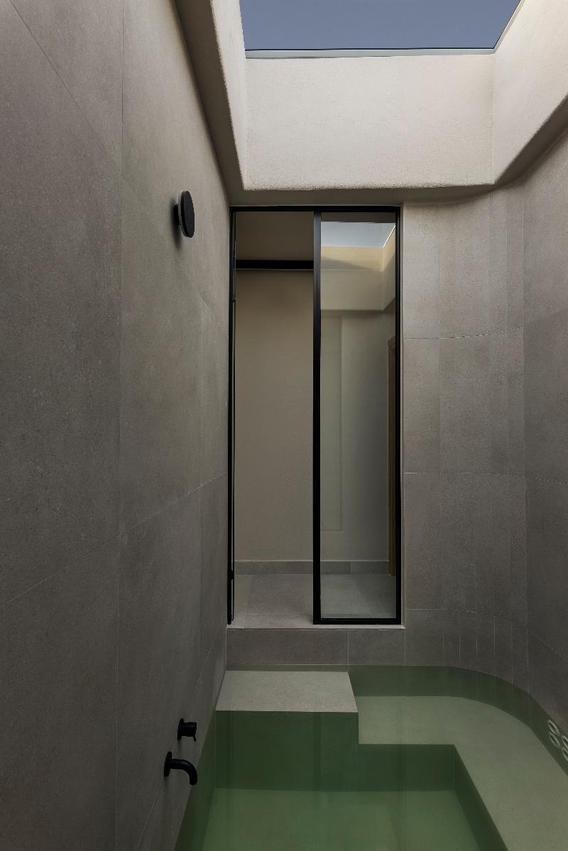 Naxian Rhapsody Luxury Villas & Suites - Image 8