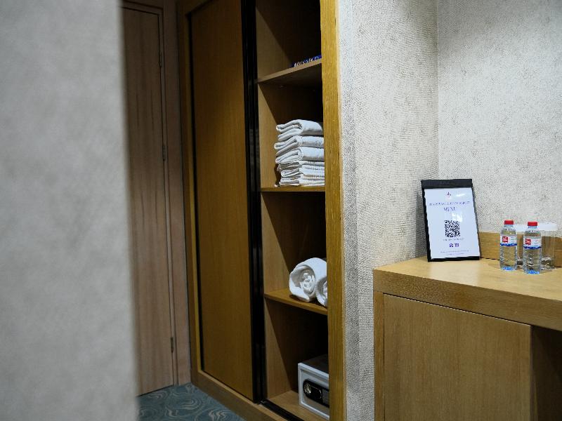 Iris Hotel Baku  image