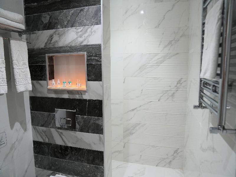 Iris Hotel Baku  image