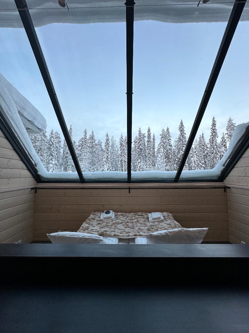 Northern Lights Village Pyhä image