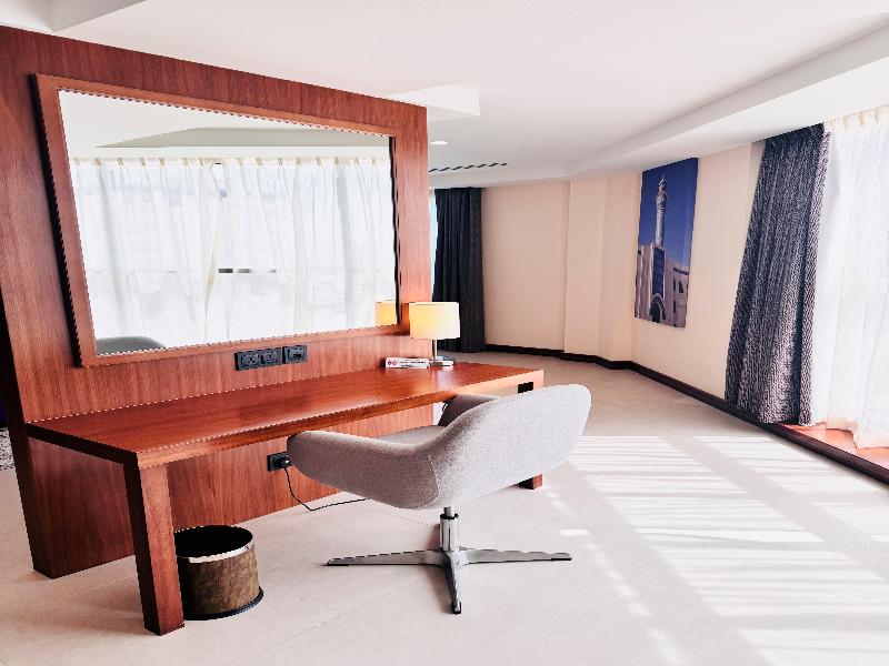 Kyriad Hotel Salalah image