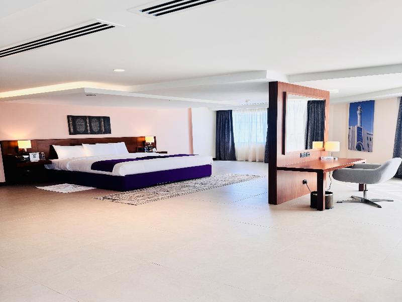 Kyriad Hotel Salalah image