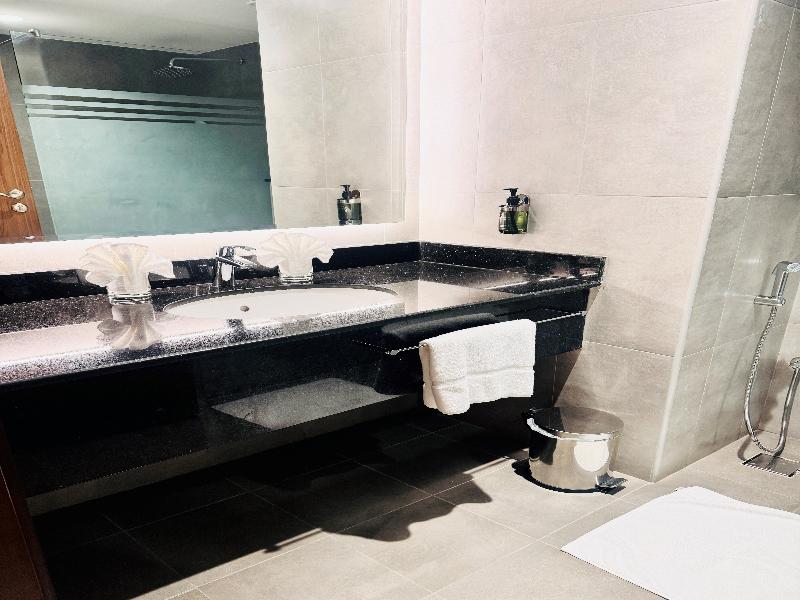 Kyriad Hotel Salalah image