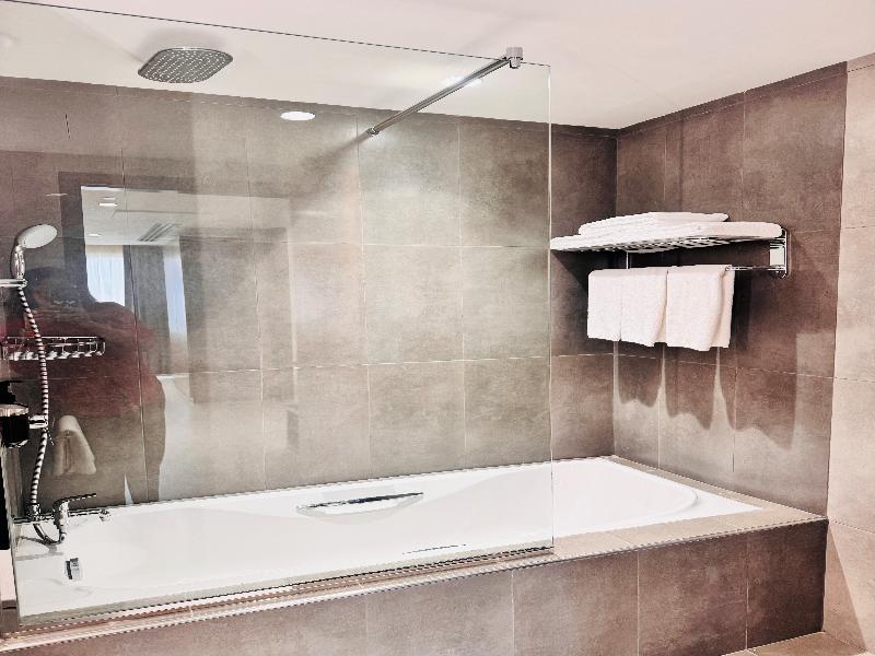 Kyriad Hotel Salalah image