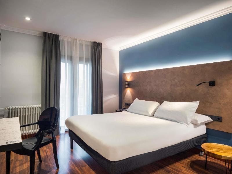 Ibis Styles Figueres Ronda image