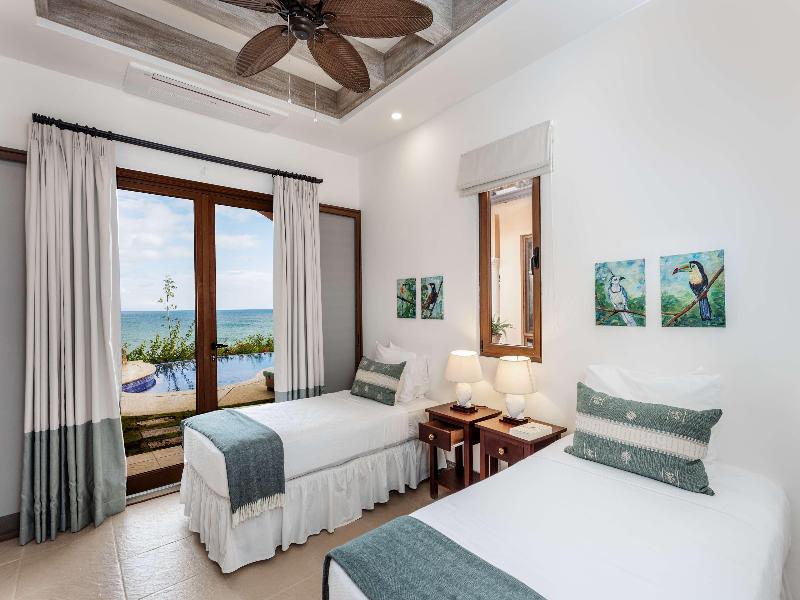 Rancho Santana image