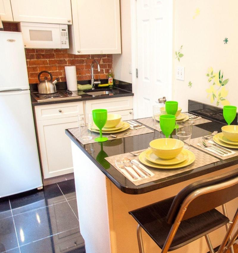 Nyc Empire Apartments image