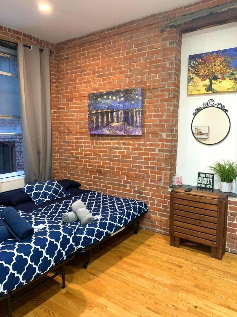 Nyc Empire Apartments image
