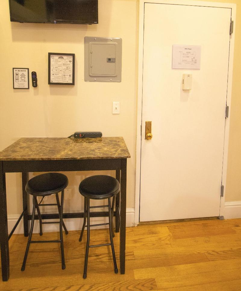 Nyc Empire Apartments image