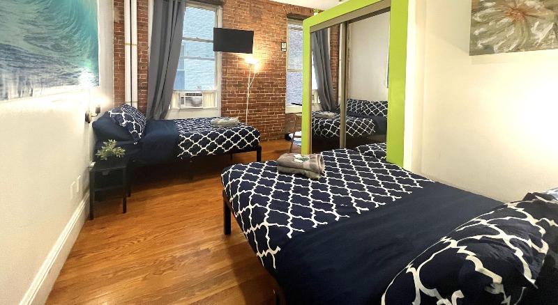Nyc Empire Apartments image