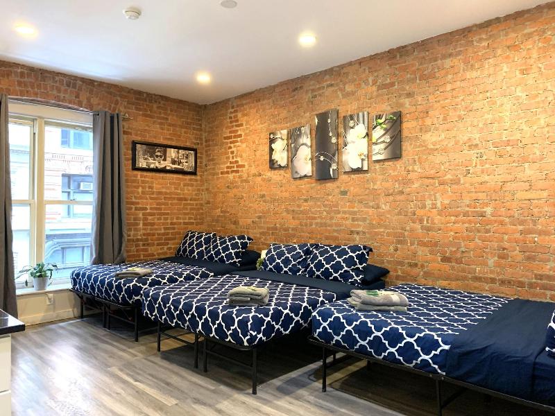 Nyc Empire Apartments image