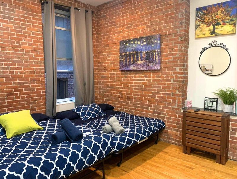 Nyc Empire Apartments image