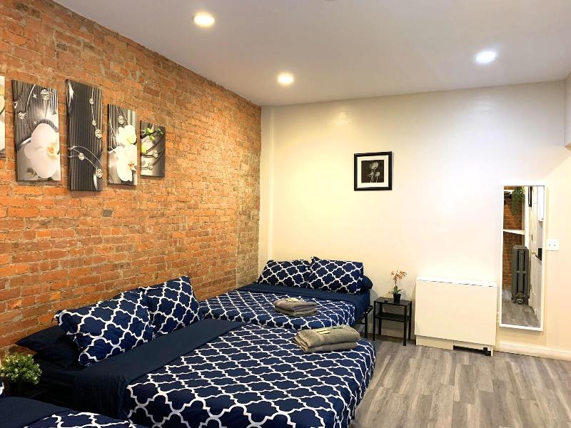 Nyc Empire Apartments image