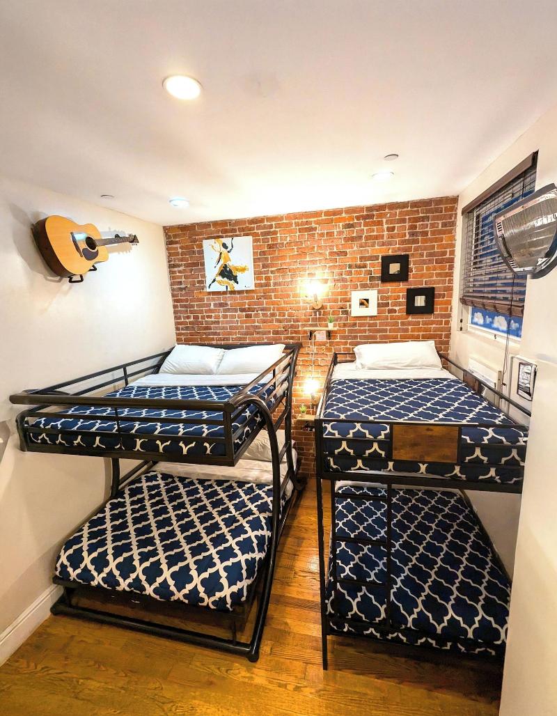 Nyc Empire Apartments image