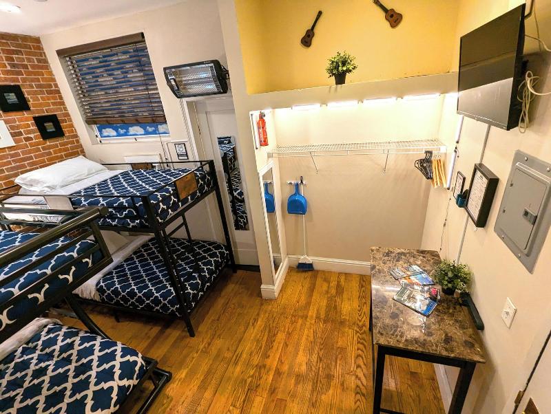 Nyc Empire Apartments image