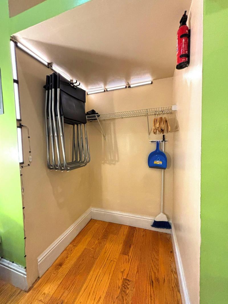 Nyc Empire Apartments image