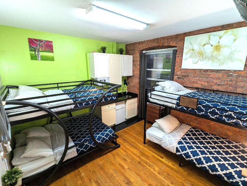 Nyc Empire Apartments image