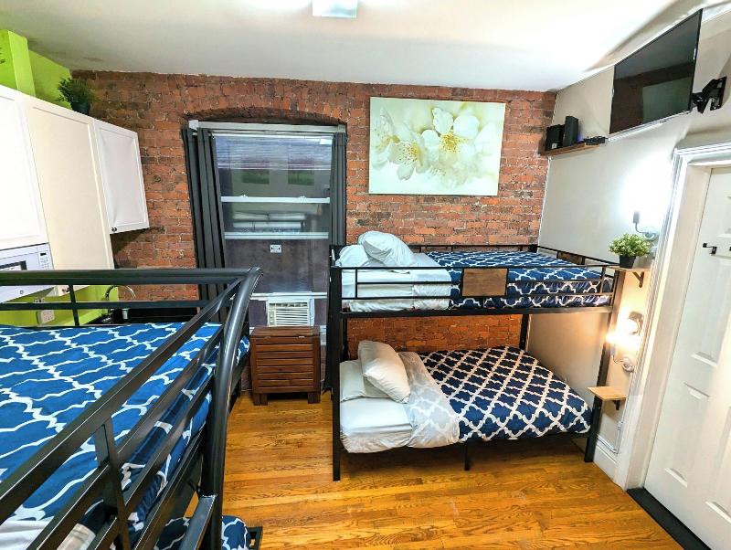 Nyc Empire Apartments image
