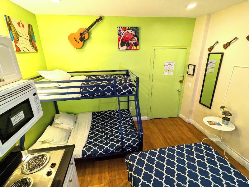 Nyc Empire Apartments image