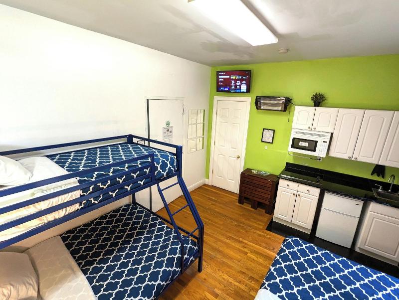 Nyc Empire Apartments image