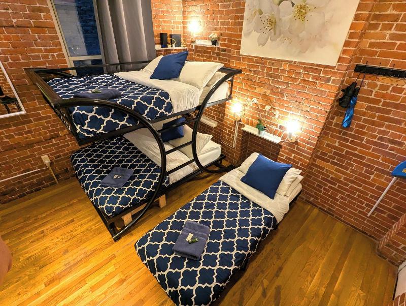 Nyc Empire Apartments image