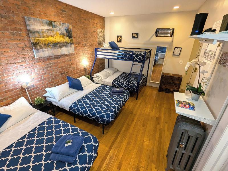 Nyc Empire Apartments image