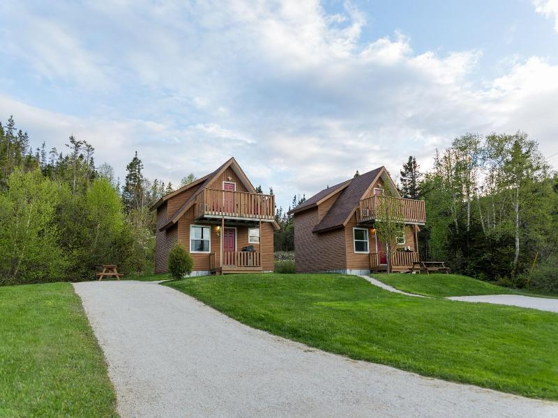 Middle Brook Cottages & Chalets