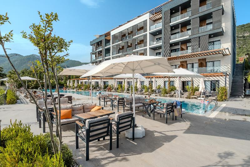Montenegro Lodge image