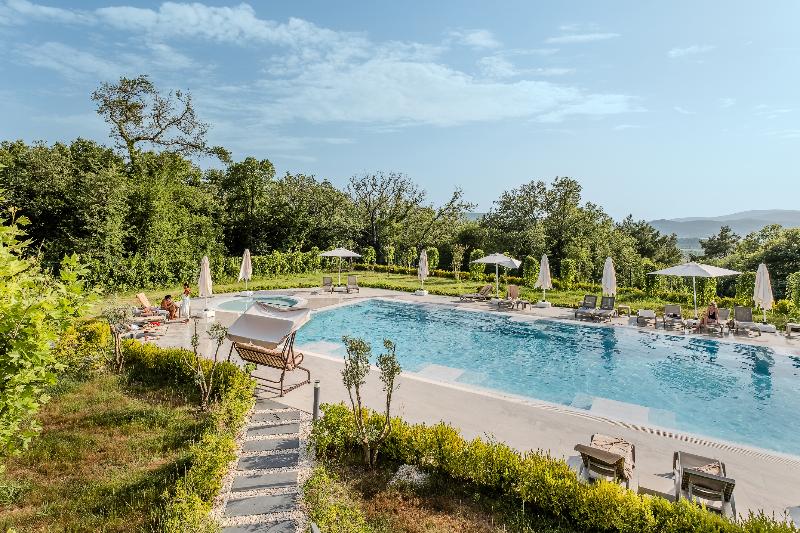 Montenegro Lodge image