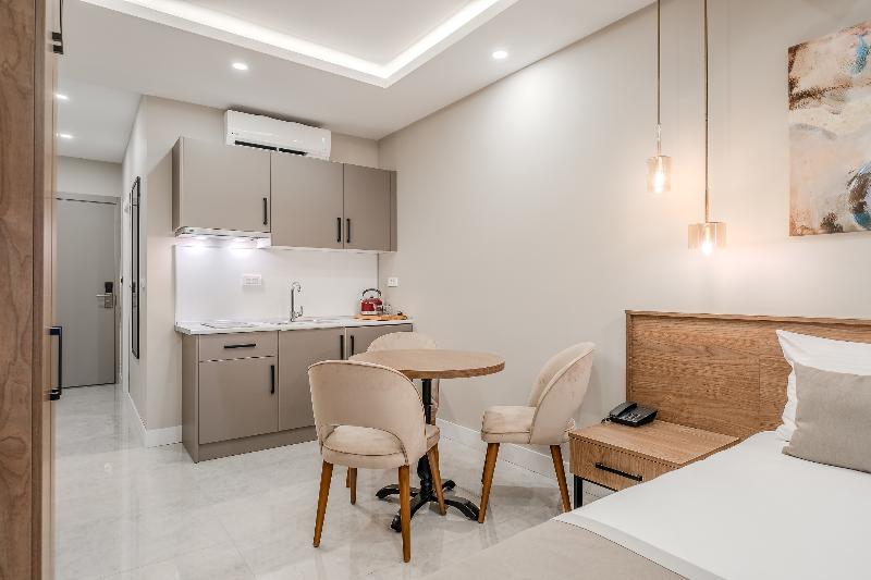 Montenegro Lodge image