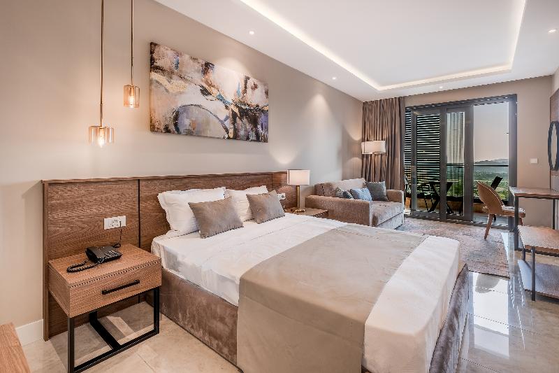 Montenegro Lodge image