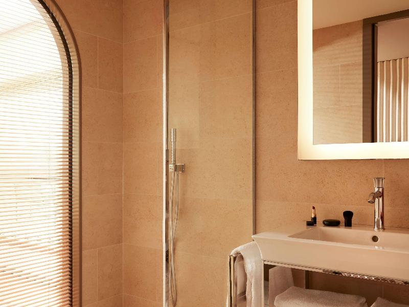 Mondrian Bordeaux Les Carmes image