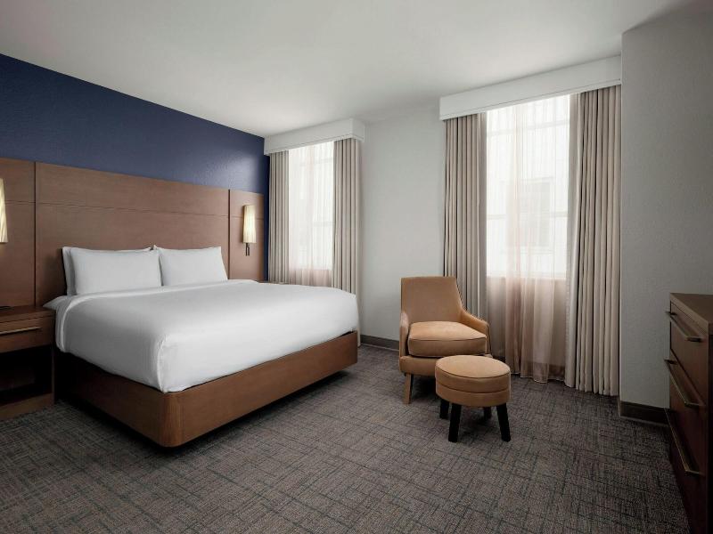 Residence Inn Atlanta Midtown/Peachtree At 17Th image