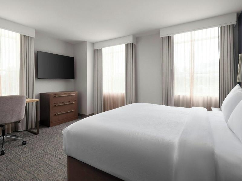 Residence Inn Atlanta Midtown/Peachtree At 17Th image