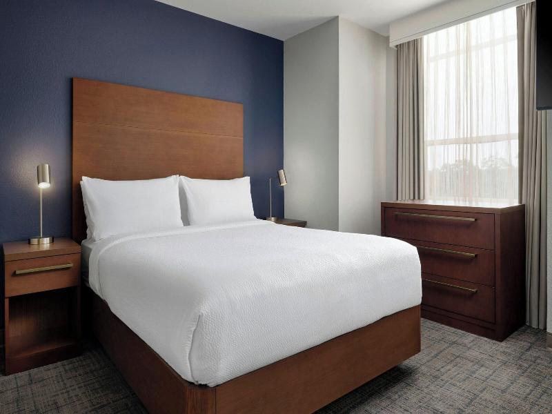 Residence Inn Atlanta Midtown/Peachtree At 17Th image