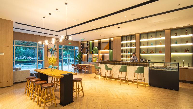 Holiday Inn Tongxiang image