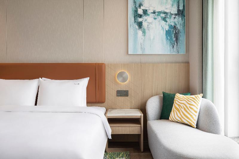 Holiday Inn Tongxiang image