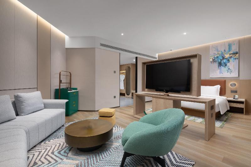 Holiday Inn Tongxiang image