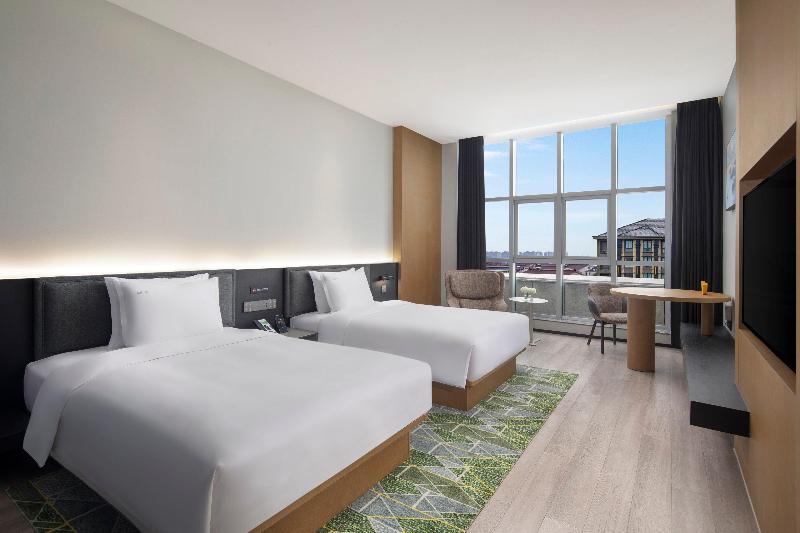 Holiday Inn Tongxiang image