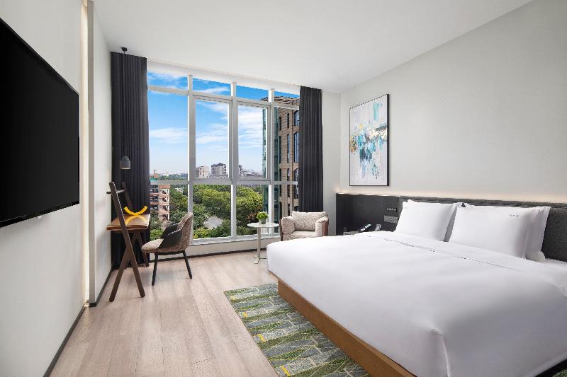 Holiday Inn Tongxiang image