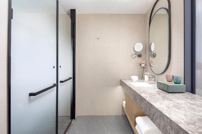 Holiday Inn Tongxiang image