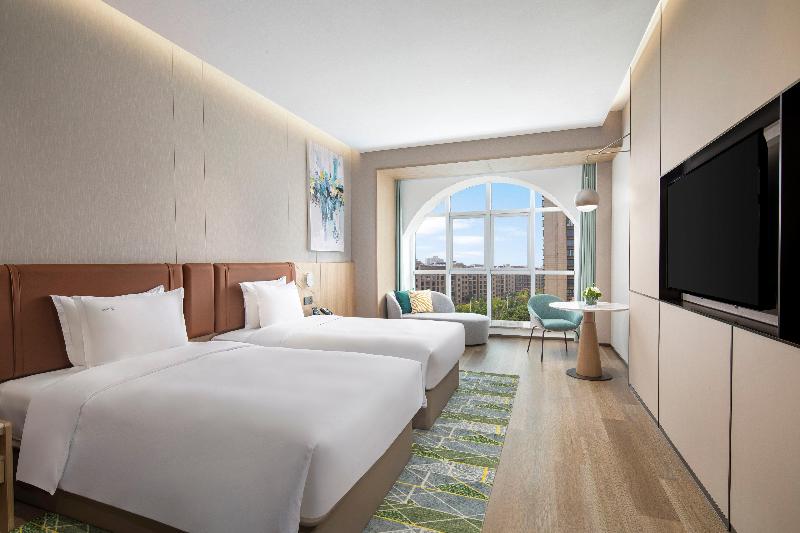 Holiday Inn Tongxiang image