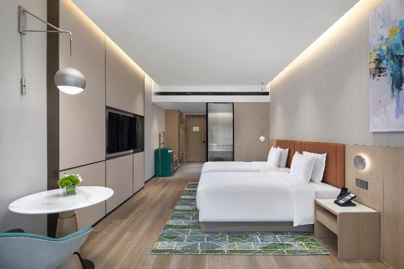 Holiday Inn Tongxiang image