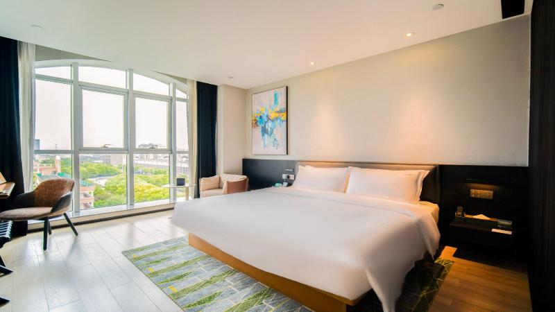 Holiday Inn Tongxiang image