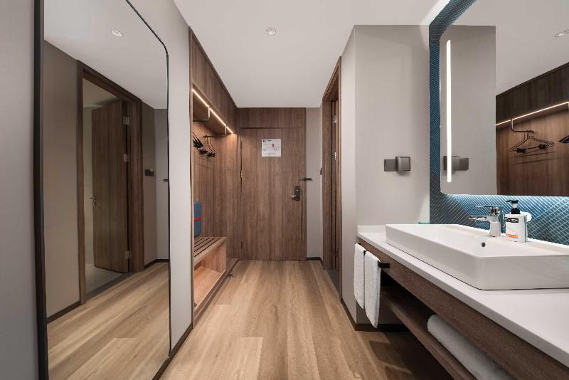 Holiday Inn Express Mianyang Sci Tech City image